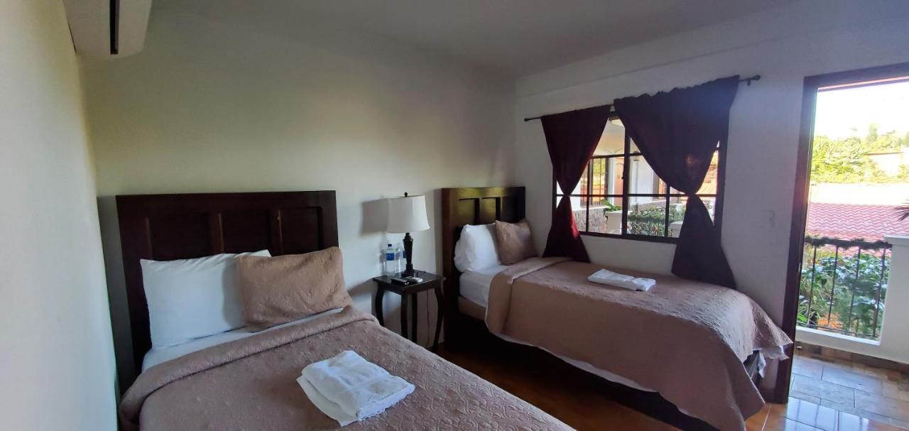 Hotel & Restaurant Fleur De Lis Concepción de Ataco Zewnętrze zdjęcie